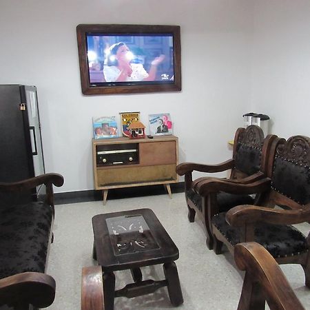 בוגוטה Hostal Internacional מראה חיצוני תמונה