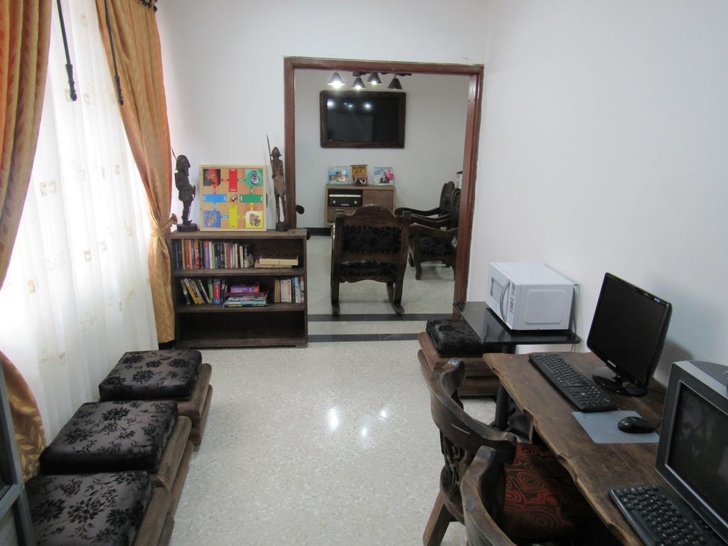 בוגוטה Hostal Internacional מראה חיצוני תמונה