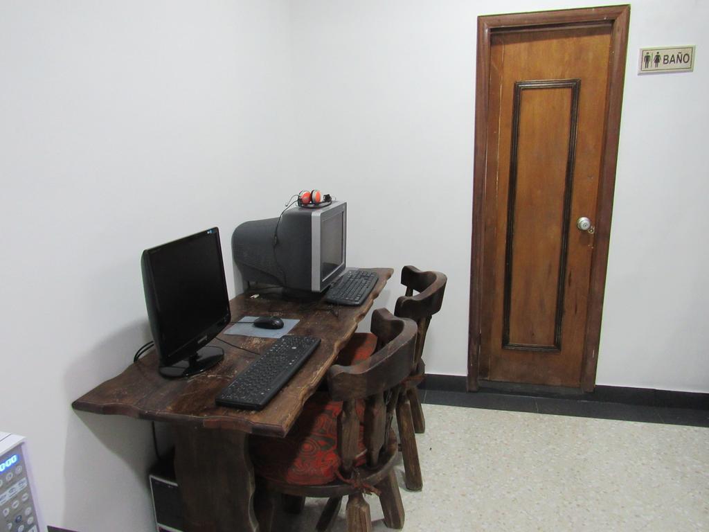בוגוטה Hostal Internacional מראה חיצוני תמונה