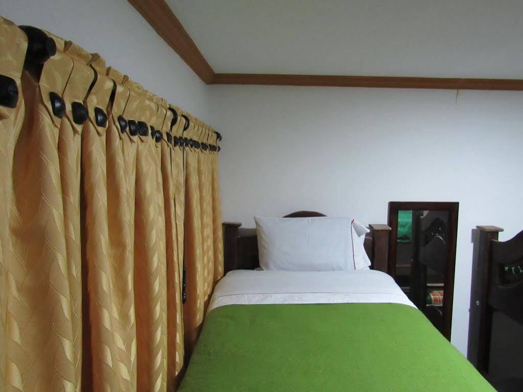 בוגוטה Hostal Internacional מראה חיצוני תמונה